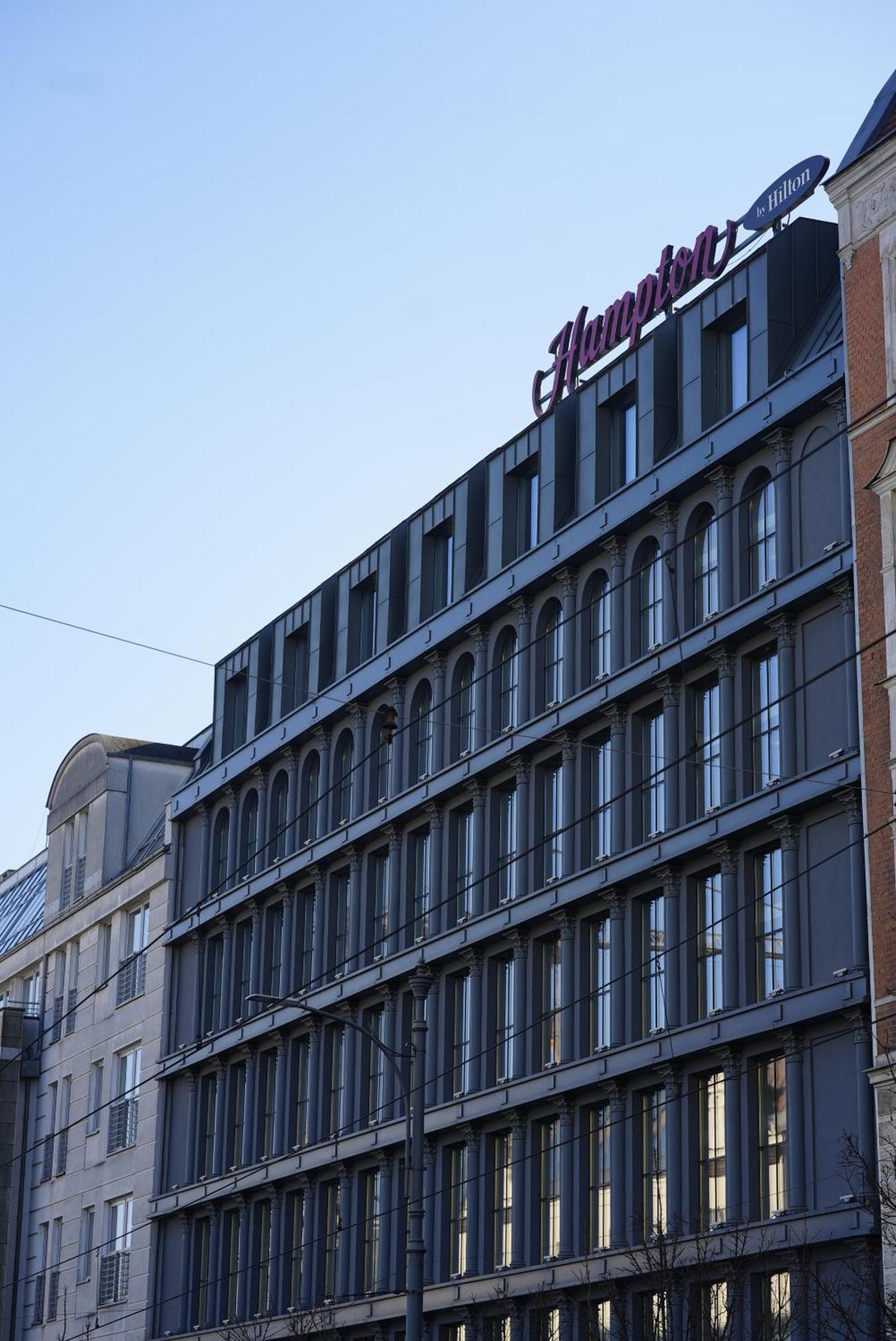 Hotel Hampton By Hilton Old Town 3*