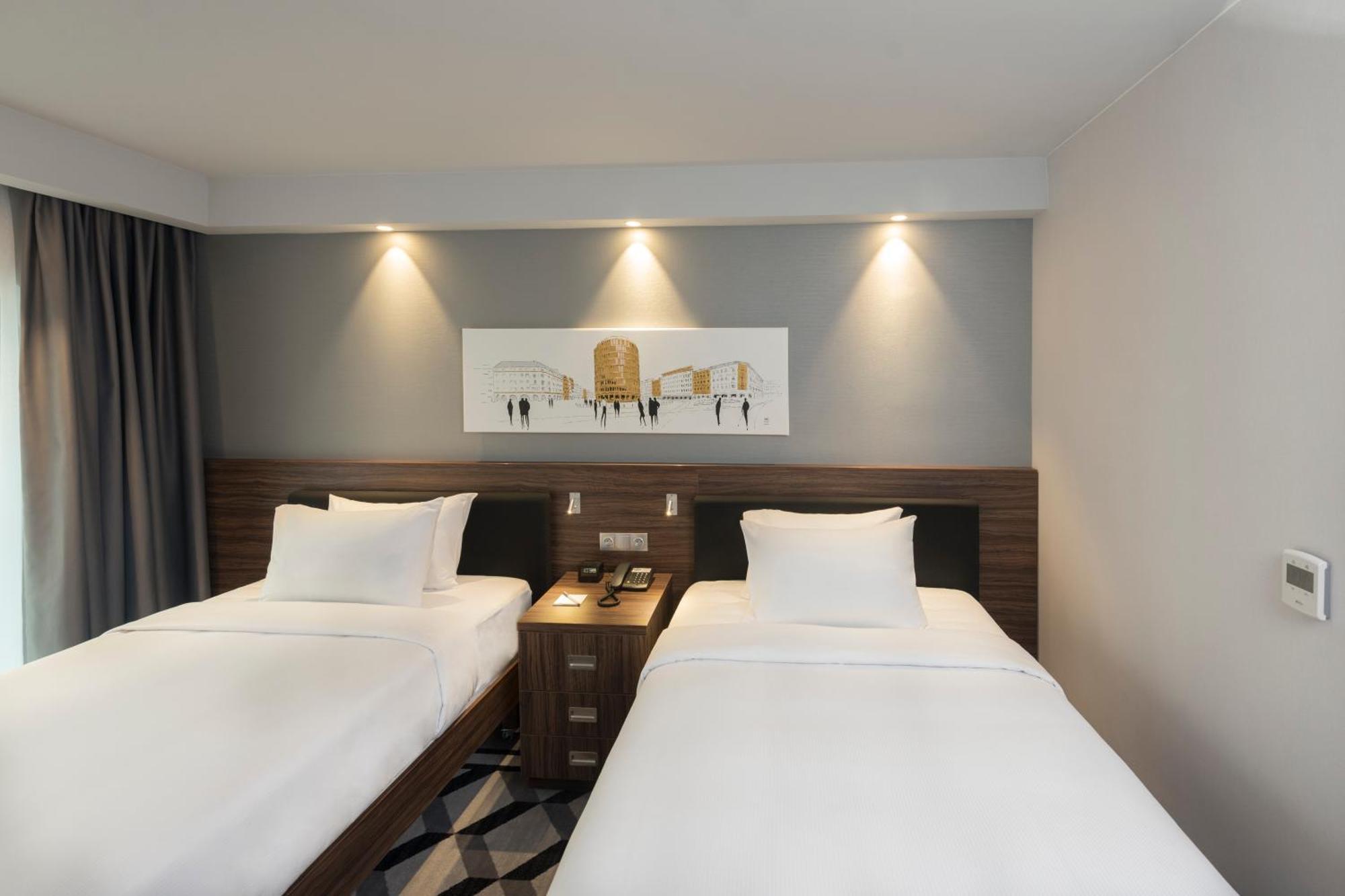 Hotel Hampton By Hilton Old Town Posen